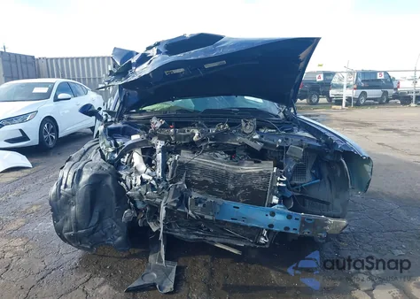 2016 Dodge Challenger Srt 392 from USA, damaged, VIN 2C3CDZDJ8GH255675